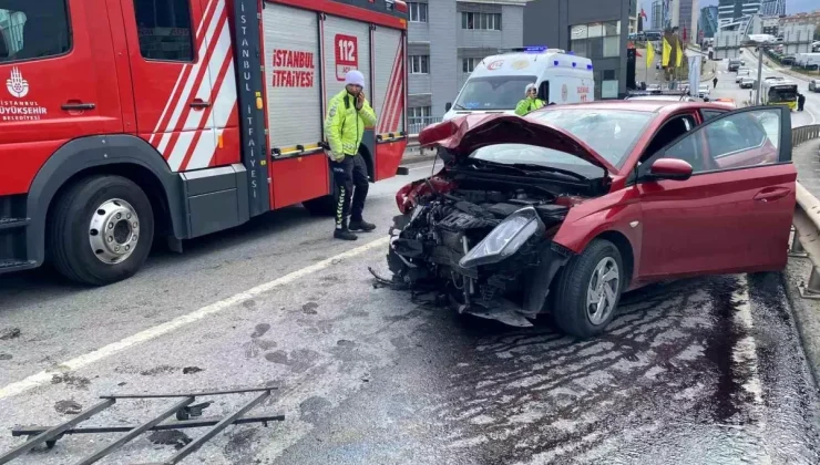 Maltepe’de Kafa Kafaya Çarpışma: 5 Yaralı